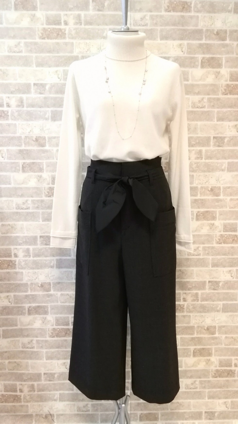 シンプル×甘めパンツスタイルコーディネート♥
