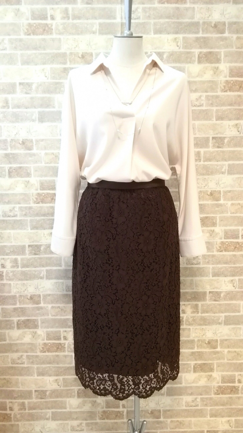stola.より、お仕事&プライベートで着まわせるブラウス入荷しました♡