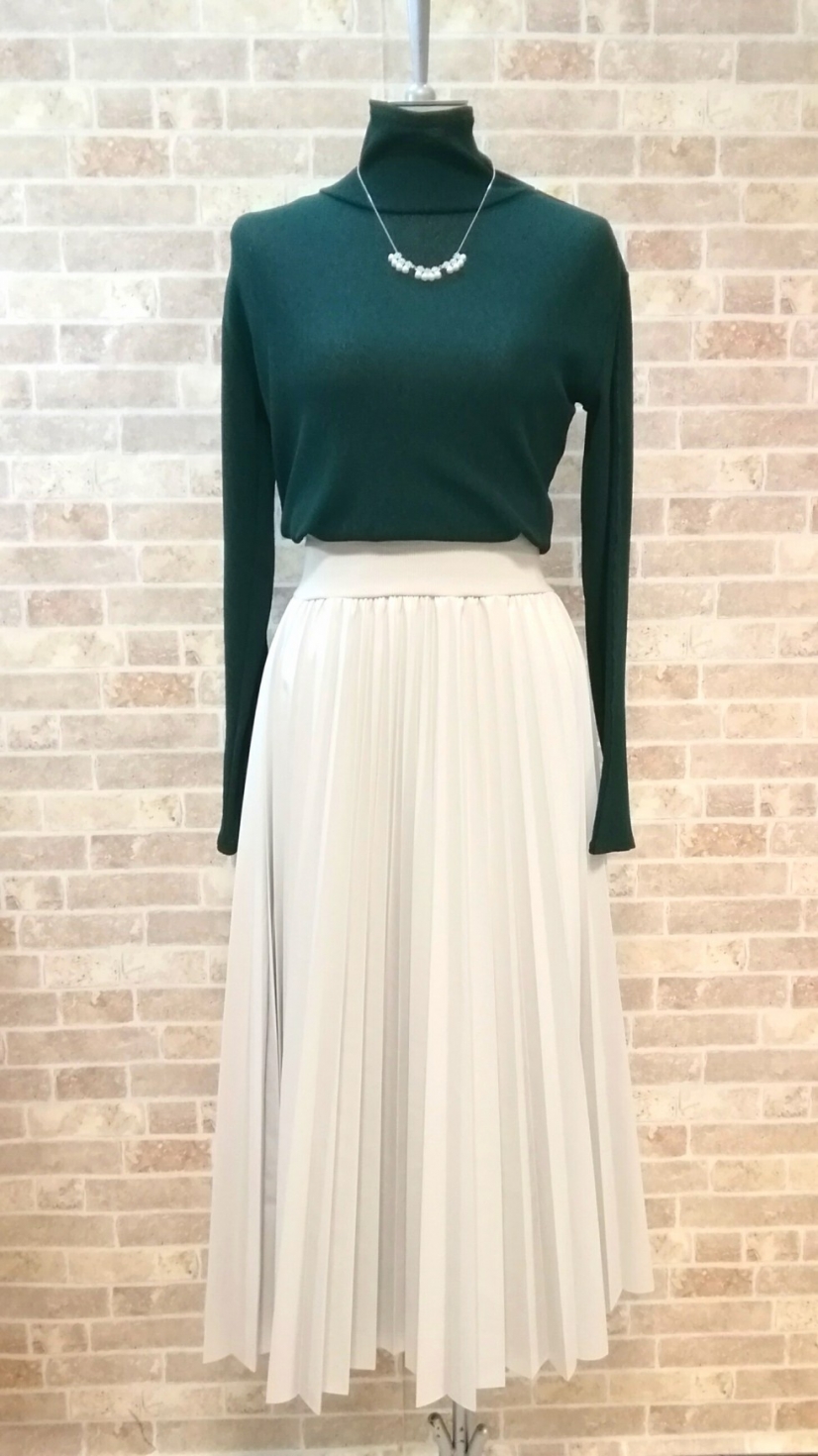 stola.×MONIL.より、②人気のデザイン=スカートが入荷しました♡