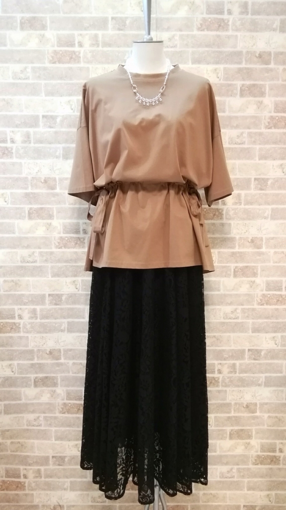 ayane.カットソー(ベージュ)が入荷しました♡