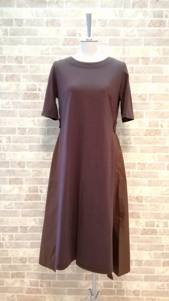 ジュノー.ワンピース(ブラウン)が入荷しました♡
