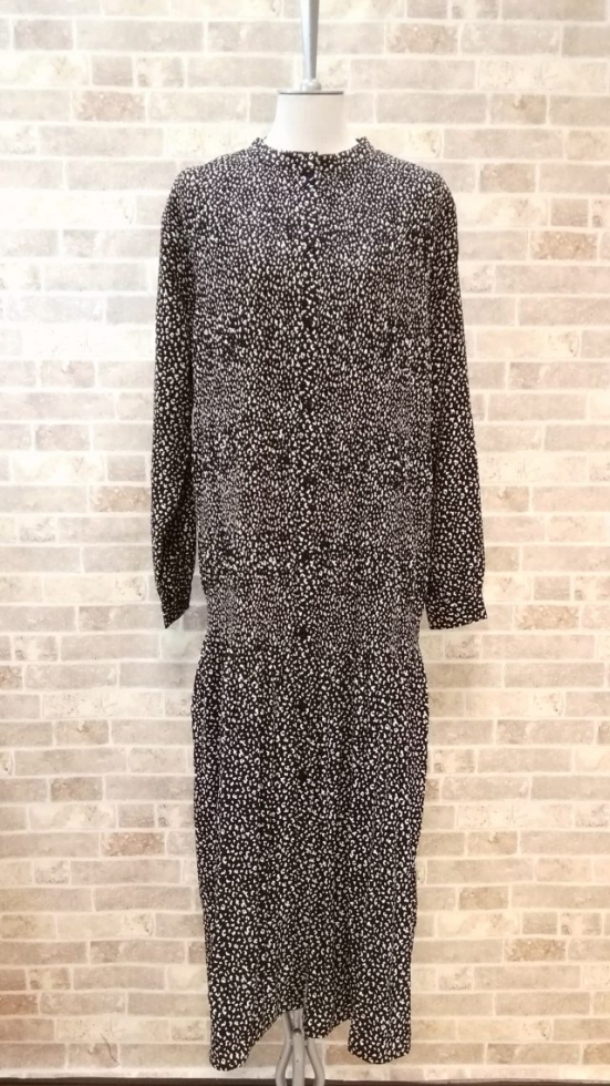 SUGARROSE.(ブラック)レオパード柄前開きボタンプリーツワンピースが入荷しました♡