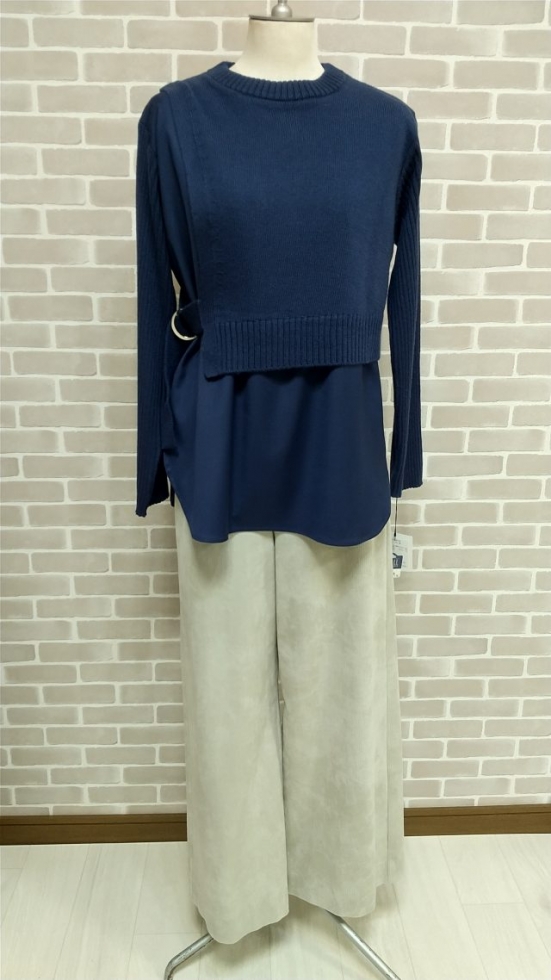 レイヤード風ニットコーデ