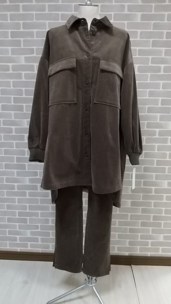 アヤンのセットアップ入荷しました。 ジャケット 品切れ