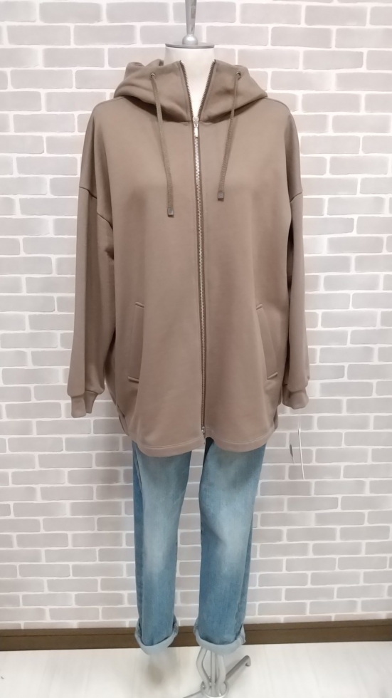 AYANEより気軽にお出掛け春パーカー入荷