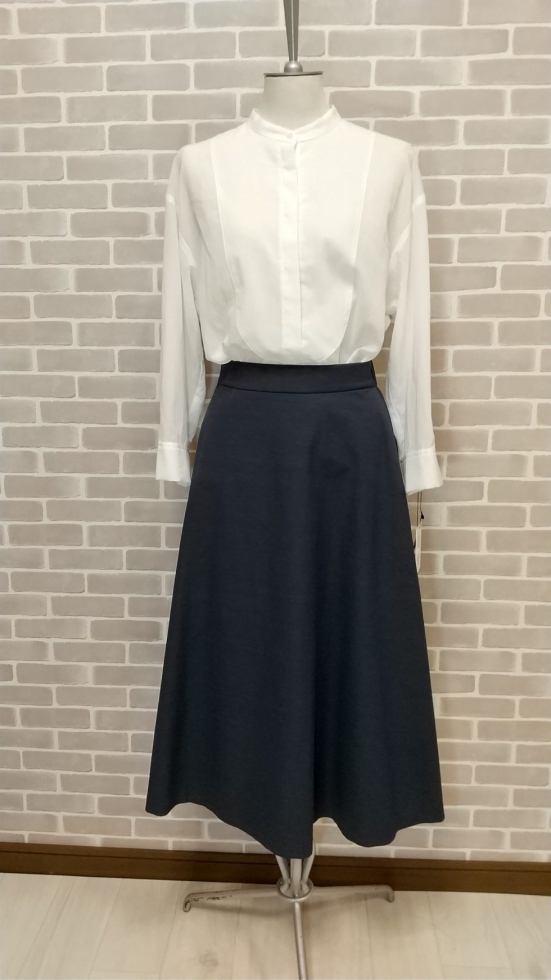 QTUMEフレアスカート入荷【品切れ】